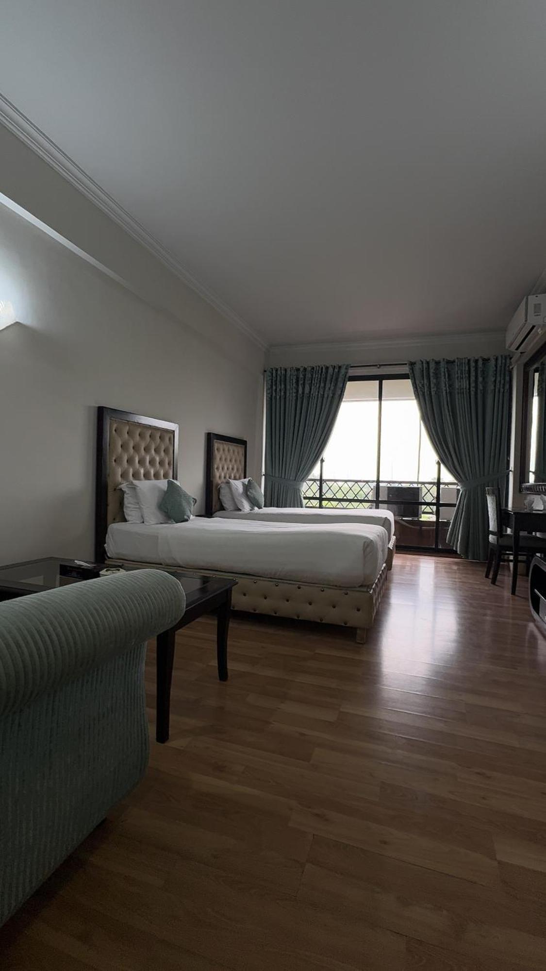 Hotel De Papae Islamabad Exterior photo